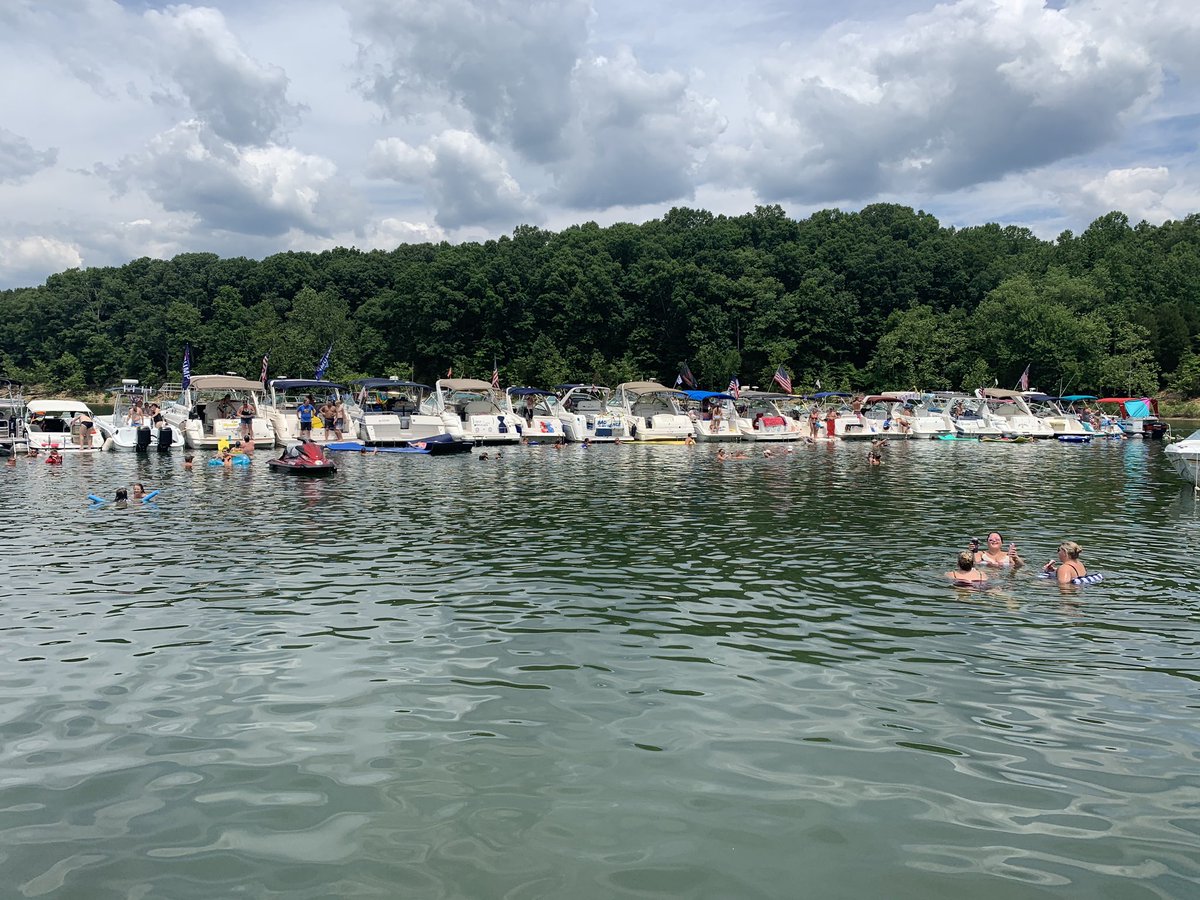 RichNye13's tweet photo. Busy #July4th weekend on #LakeMonroe. I’m patrolling with @INdnrnews conservation officer Lt. Angie Goldman for Operation Dry Water enhanced enforcement of boating under the influence law. 5:30 pm @WTHRcom https://t.co/9HdVxHlr0W