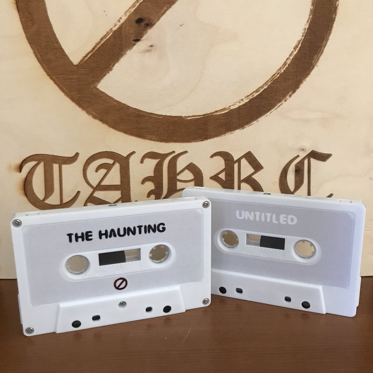 TAHRC1's tweet image. THE HAUNTING ‘UNTITLED’ CS AVAILABLE NOW IN LIMITED QUANTITIES | BEAUTIFUL IMPROVISED GUITAR AND EXPERIMENTAL MUSIC | FOLLOW LINK IN OUR BIO

#tahrc #tapelabel #cassettelabel #matthewdavis #tengrand #sergioleone #experimental #improvisedguitar #diylabel
