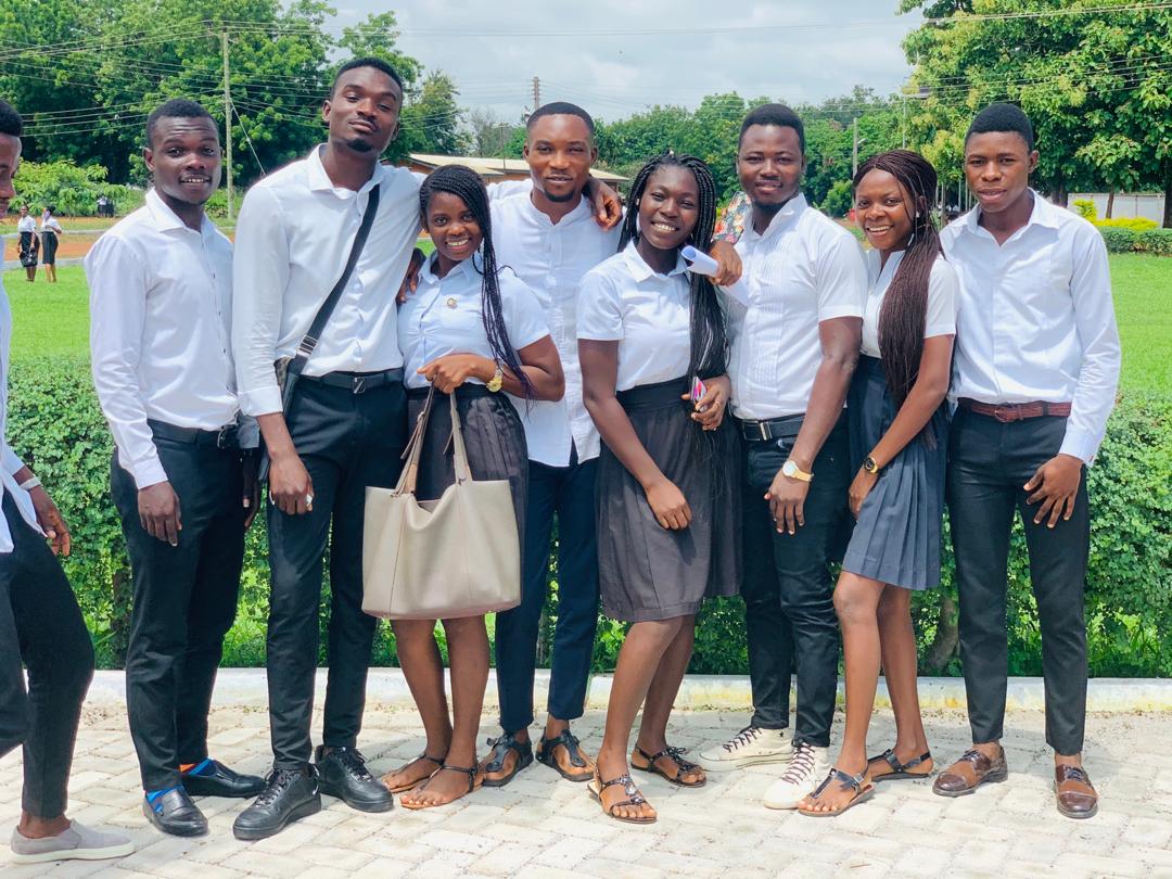 atecoegh's tweet photo. Congratulations to you all our final year students who just signed out of college 🙌 https://t.co/Zv9kvXTDvb