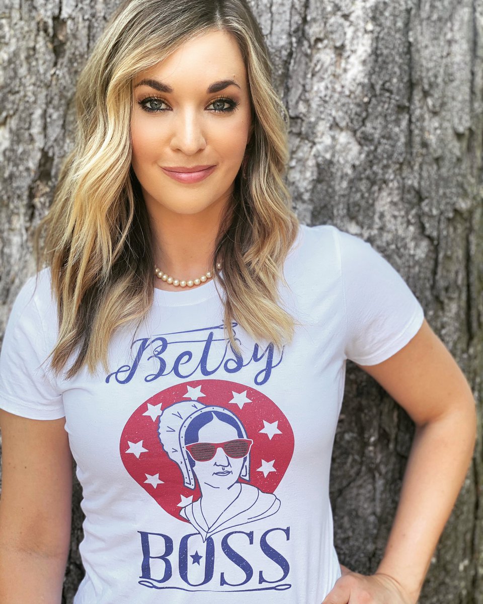 KatiePavlich's tweet photo. Happy Independence Day weekend! https://t.co/tnwuvtTDAy https://t.co/JFvz0dFxO2