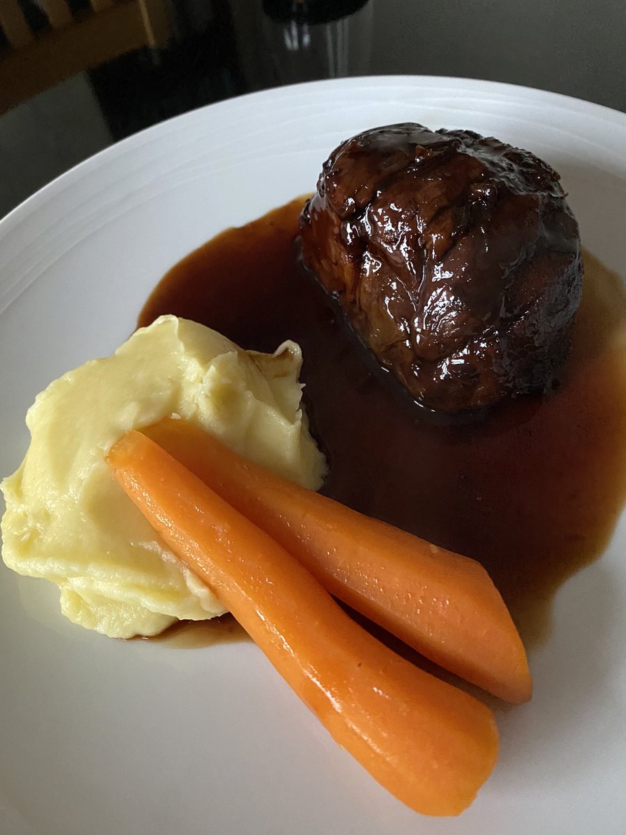 Ktb16's tweet photo. @GaryUsher_Chef  lovely dinner tonight, you and your team have made it really easy! Having pudding tomorrow as too full today, now just need someone for the washing up! (And the box has already been repurposed!) https://t.co/ZDxF0GldJj