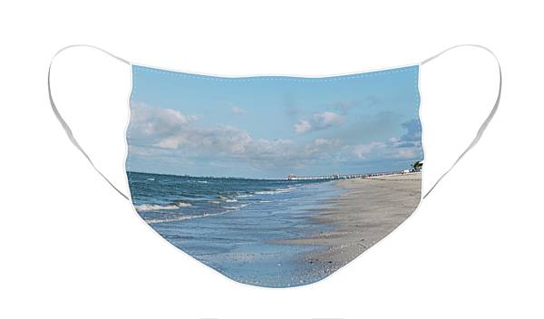 SunPalaceFL's tweet photo. Mask Ordinance on Ft Myers Beach:  Everyone 6 &amp; over to wear a mask if they cannot maintain 6' of social distancing inside &amp; outside. Exemptions; kids under 6, restaurant &amp; bar customers while dining/drinking while seated, anyone w/a medical condition that prevents wearing a mask https://t.co/PkVlCDLTkb