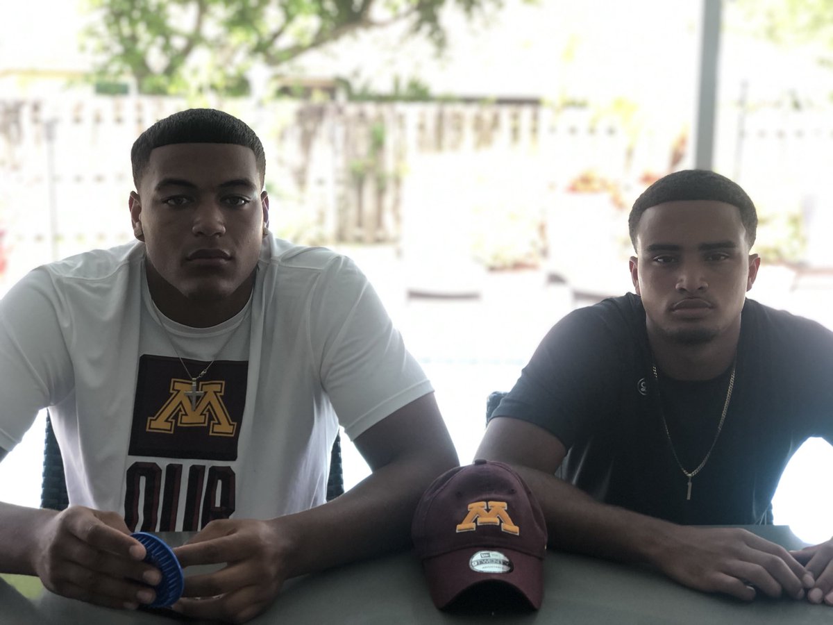 cliff311's tweet photo. My nephew @1stevenortizjr and BIG DEV @DevenEastern chillin at #HQ 🔥〽️🔥〽️🔥〽️ #GopherTakeOver😎🏖☀️RTB https://t.co/sGWn841VJW