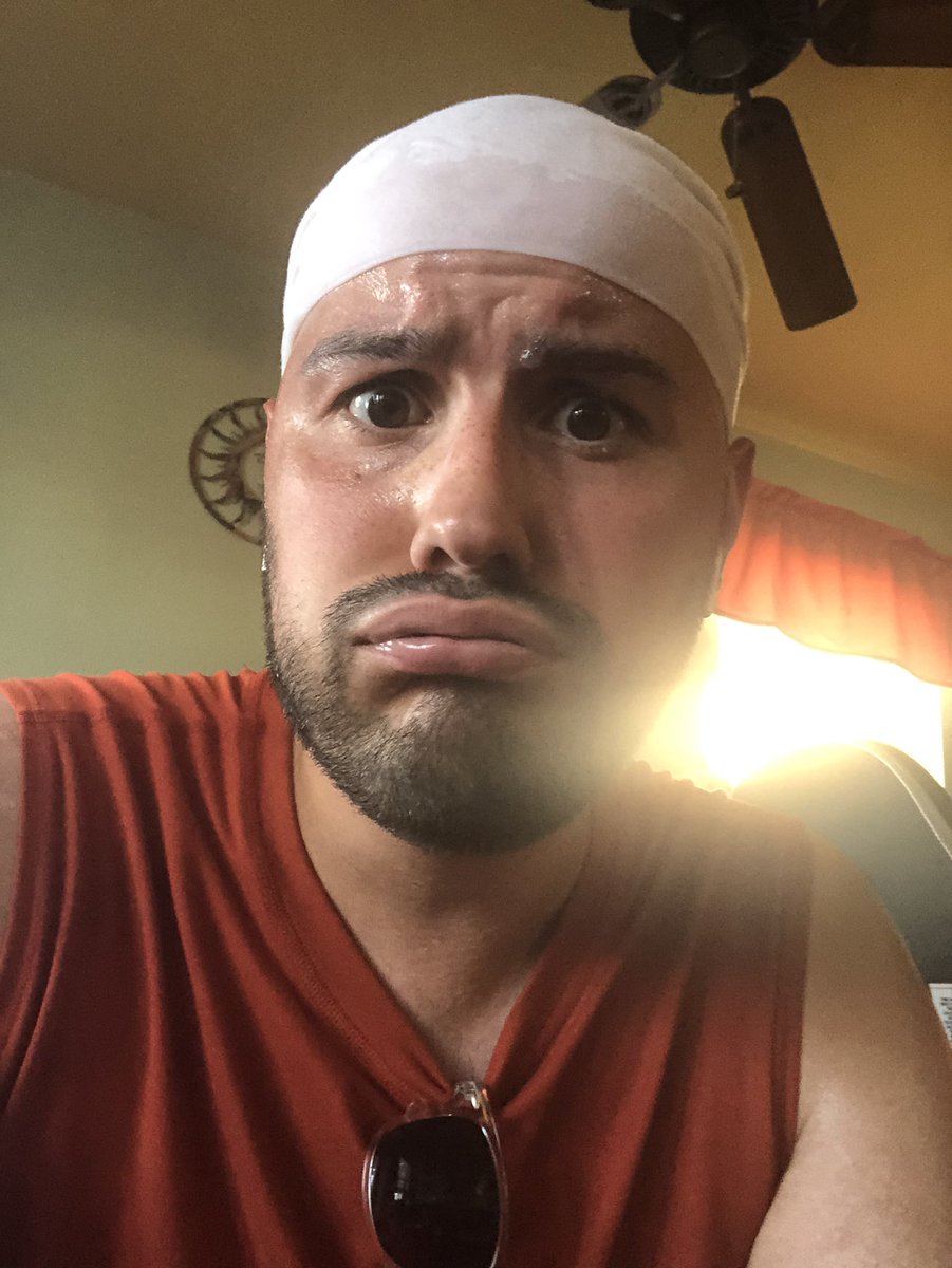 Marco887's tweet photo. Not my best #jog but I kept going. #justkeepmoving #fitbit #selfie #Achievement https://t.co/8FZlDTPkZs