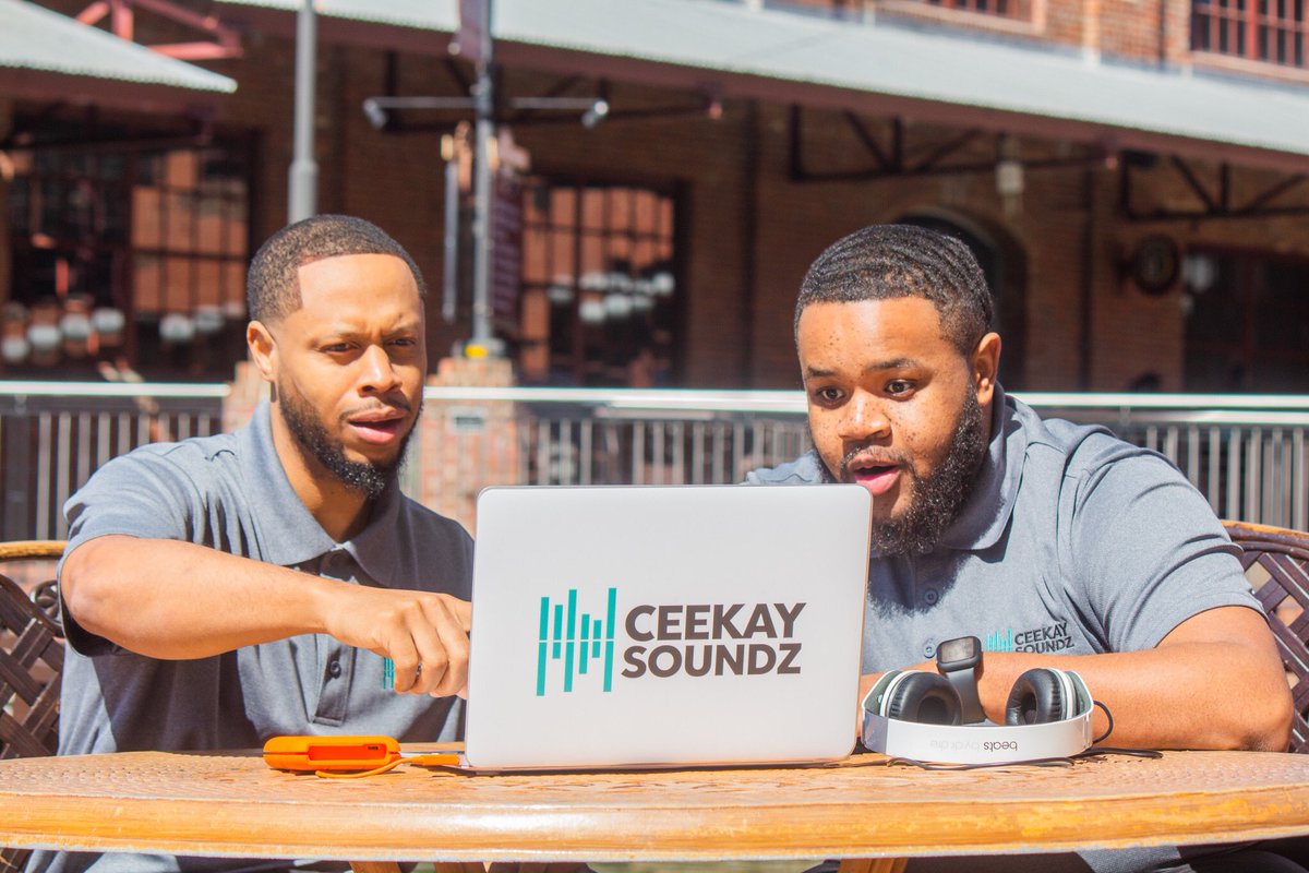 ACoreyBphoto's tweet photo. Book @ceekaysoundz for your next event🔥
◾️◾️◾️
#CeeKaySoundz #DjCeeKay #DJDoubleA #RaleighDJ #VaDj #ScDj #NCEventPlanners #CharlotteEventPlanners #Wedding #GreenvilleWedding #RaleighWedding #DurhamWedding #CharlotteWedding https://t.co/bc0f884OBa