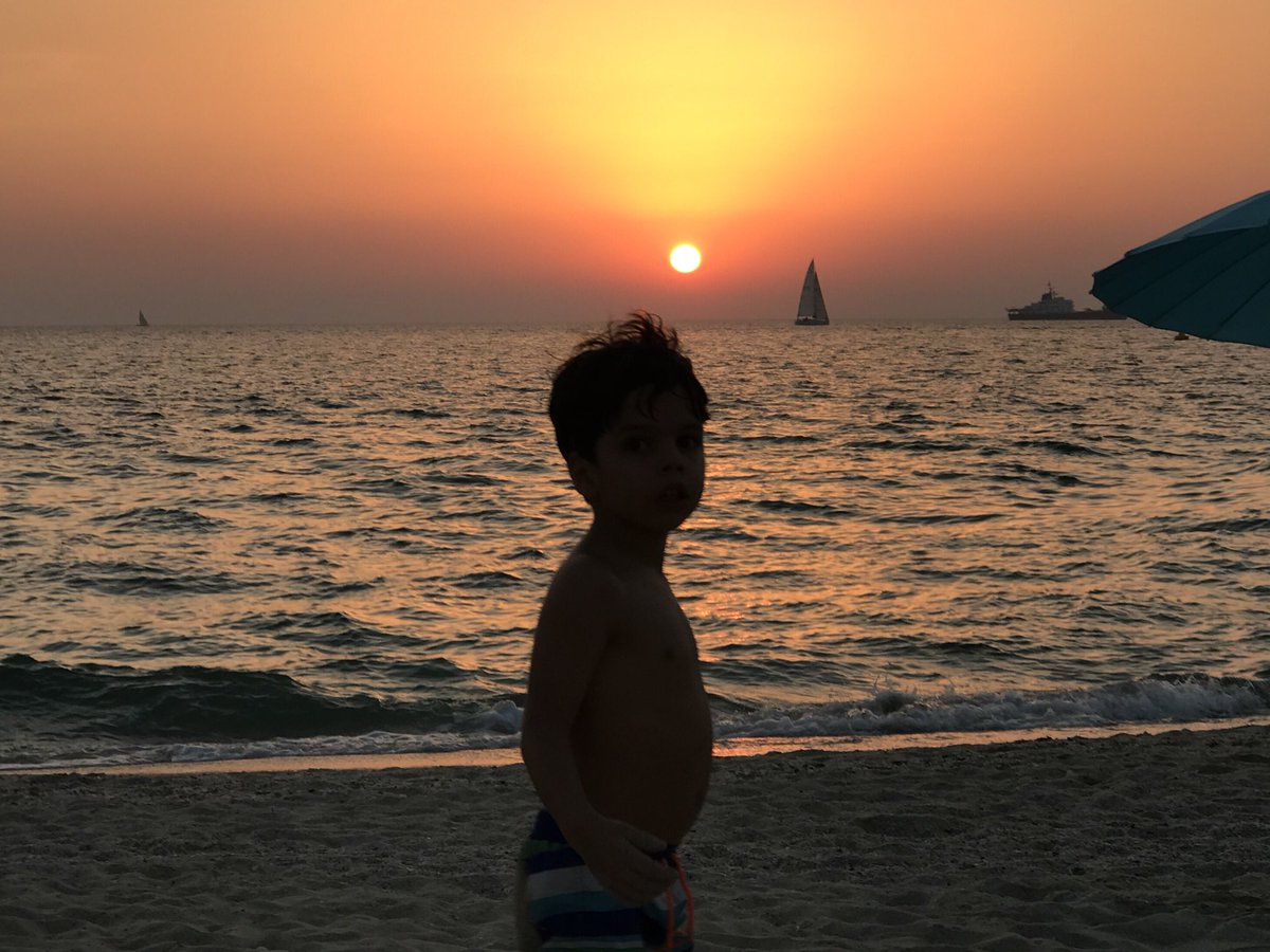 NFTitifromHell's tweet photo. #Jumeirahbeach my one and only ❤️💜🧡 https://t.co/9qvw3dQYKX