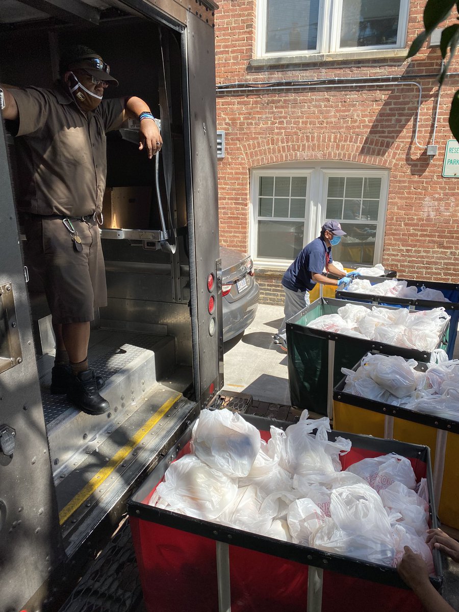 In the midst of a pandemic, Cedric Clark @UPS understands that social distancing does not equal less support for @MarthasTableorg, but on the contrary, it calls for more from a global leader in logistics. @UPSers @ChesapeakUPSers #UPSersAreThere #FeedingAmerica