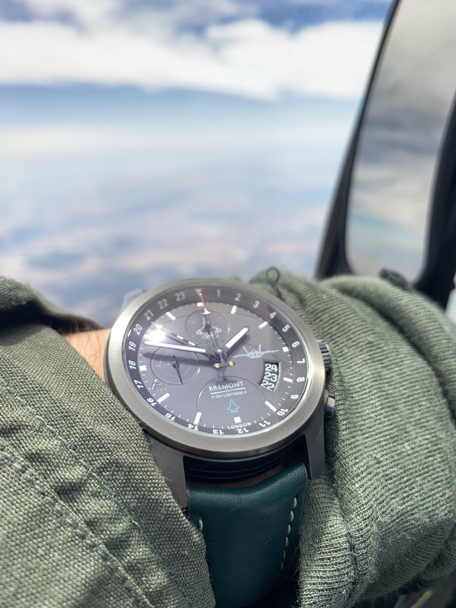 BremontMilitary's tweet image. Nice snap for a #FighterFriday. This @Bremont military edition for pilots of the F-35C is having a great time in the cockpit of an F/A-18E Super Hornet. Hope your Bremont is doing something fun today as well! Have a great weekend. #F35C #LightningII #FA18E #SuperHornet