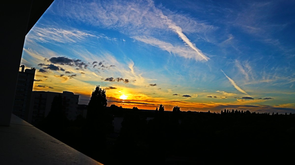 Babas Babakwanza On Twitter Un Splendide Coucher Du Soleil Depuis Rennes Paysage Landscape Sunset Rennes Bretagne Photographies Babas Bbk Https T Co Mageuzty13