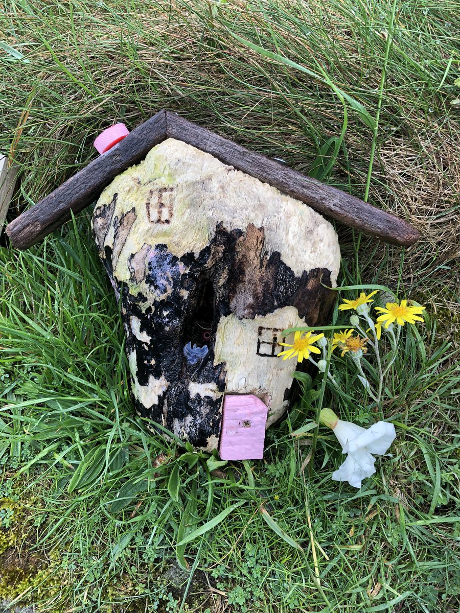 e_mceneaney's tweet photo. Back in my #happyplace in lovely GREENCASTLE Donegal. Dreamt of this during lockdown. Local children have created a magical experience on the lovely shore walk. Reminding us adults to keep our environment clean. Let’s keep #SocialDistancing #HandHygiene #CATCHITKILLITBINIT going https://t.co/4TLcQsxhpM