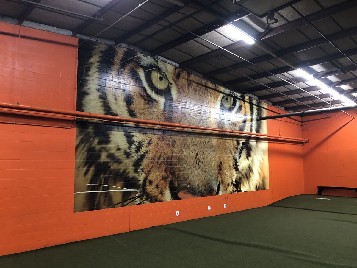 Jeff Wigginton (@wiggintonjeff) on Twitter photo Touring the St. Louis Tigers facility! Thanks <a href="/Rawlings_Tigers/">Rawlings Tigers</a> <a href="/SpikerHelms/">Spiker Helms</a> <a href="/David_Birkby/">David Birkby</a> #TIGERUP Touring the St. Louis Tigers facility! Thanks <a href="/Rawlings_Tigers/">Rawlings Tigers</a> <a href="/SpikerHelms/">Spiker Helms</a> <a href="/David_Birkby/">David Birkby</a> #TIGERUP