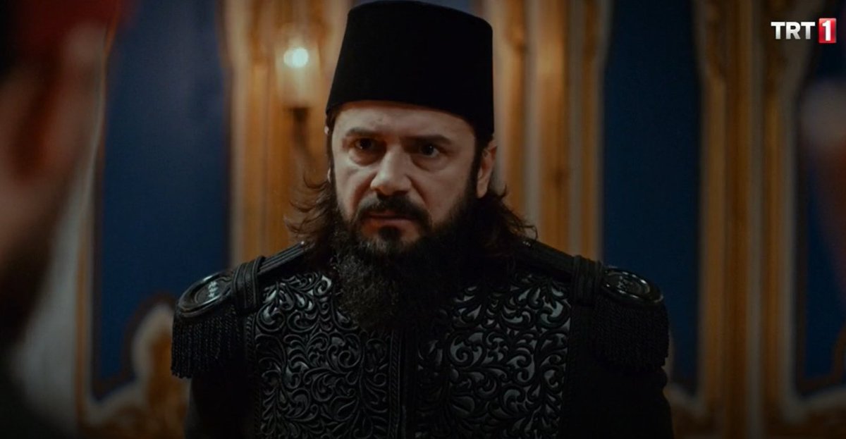 alpler_'s tweet photo. Alın size nişan, hainler!😁#AhmedCelaleddinPaşa #CemUçan #HalilHalid #PayitahtSezonFinali #PayitahtAbdülhamid https://t.co/soNut6FMQO