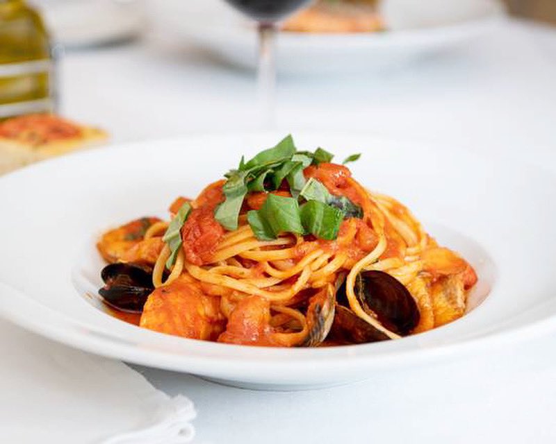 Brunch at Il Cielo on our open air gardens🥂Join us for our opening weekend - July 4th! 🇺🇸 
Book tour reservation today: ilcielo.com/reservations/3…
#brunchtime #laeats #italiancuisine🇮🇹 #beverlyhillslifestyle #beverlyhillscalifornia #bhhealthycity #finedininglovers