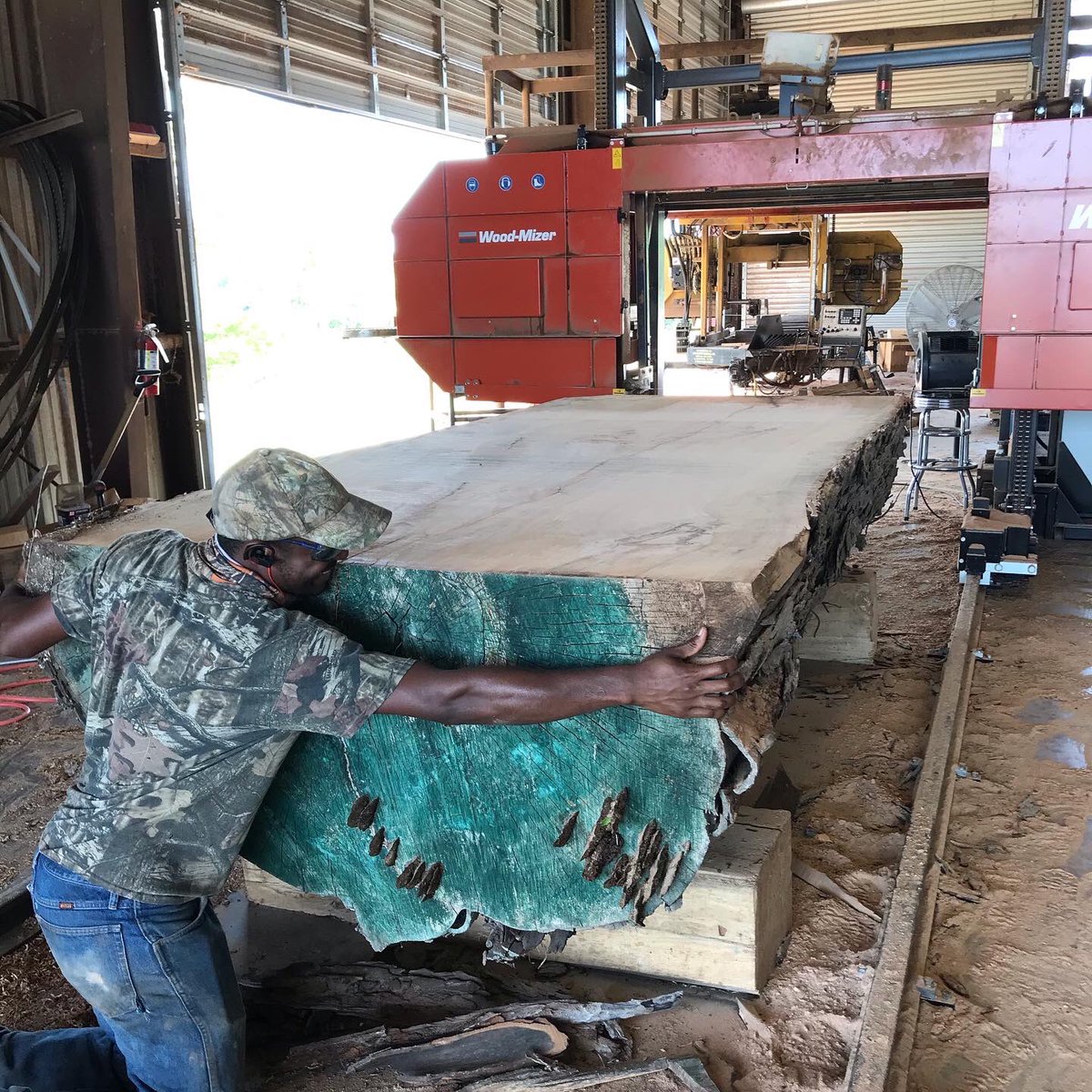 RealSwiftRiver's tweet photo. MEGA SLABS Coming this October!  10’ 4”L x 4’ 6”W. #pecanwood #woodslabs #megaslab #lumbermill #texas #texaspecanwood #texaspecans #slabs #lumber #woodworking #woodworker https://t.co/ofYafGAadl