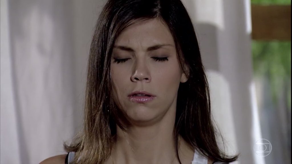 soperrygoso's tweet photo. do nada parece que to assistindo os mutantes na globo #FinaEstampa https://t.co/ZNLUoxqWhL