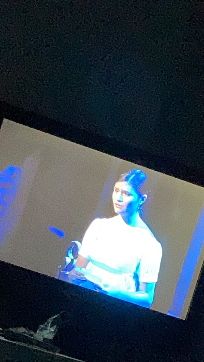Simple_Tallk's tweet photo. @Lin_Manuel her voice... so effortless. HOW?!?!?!!!???? https://t.co/pGdfU0b1BM