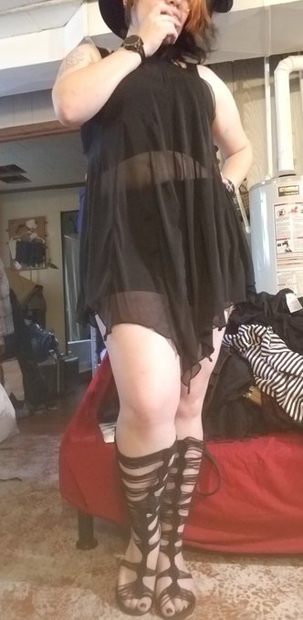 I'm running a promotion on my #onlyfans!   💀FREE FOR 3 DAYS!!!💀  To add to my 150+ pictures and 20+ videos<a href="/tag/onlyfans"class="tags">#onlyfans</a><a href="/tag/pornhub"class="tags"><span>#pornhub</span></a><a href="/tag/onlyfanspromotions"class="tags"><span>#onlyfanspromotions</span></a>