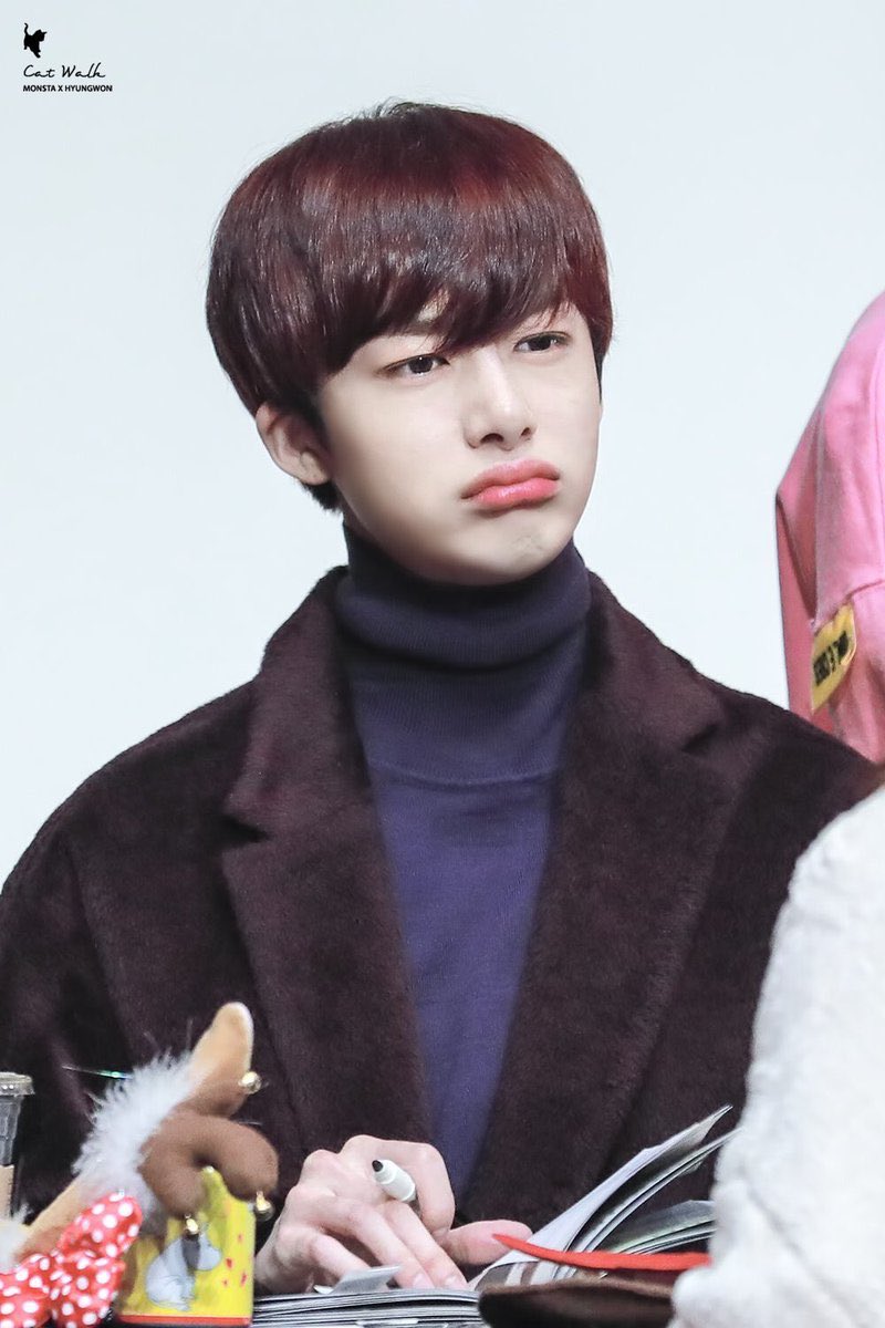 HYUNGWON AS SQUIRTLE;a thread