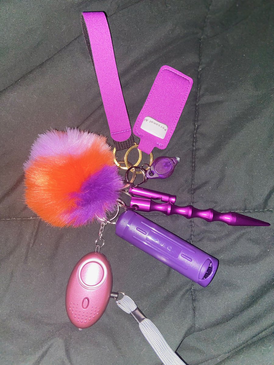 Mari Hey Twitter I Am Selling Self Defense Keychains Keychains Include Pepper Spray Self Defense Alarms Whistle And A Mini Flashlight For 25 Cash And Cash App Only I Am Taking Pre Orders