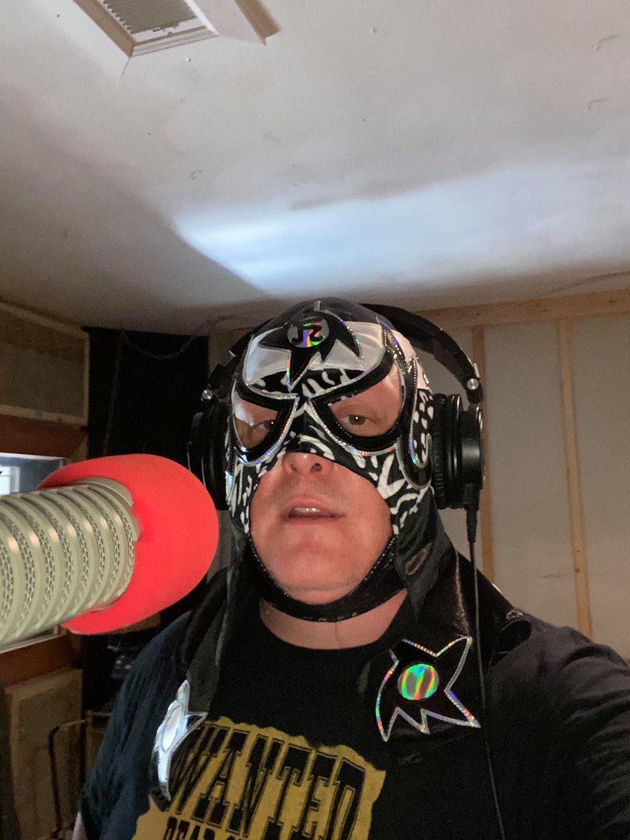 Raton Loco did manage to record some vocals in between chair shots and beer. <a href="/PENTAELZEROM/">PENTA EL ZERO M</a> @RealMickFoley #punkrock #beer #prowrestling  <a href="/BladderSmasher/">Bladder Smasher</a>