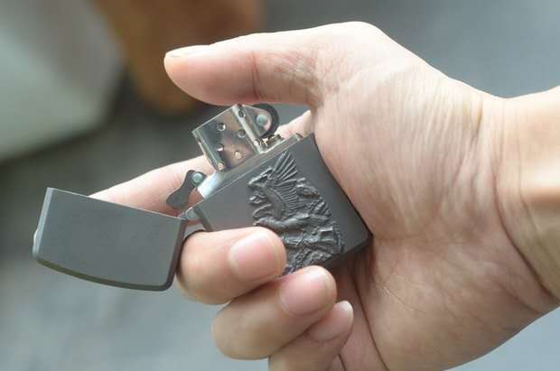 titaniumlighter's tweet photo. solid titanium lighter case custom huge hinger edc armor thickness Zippo pipe insert camping outdoor gear handgraving engraver artwork #edcgear #edc #edccustom #edccommunity #edcflashlight #edcdump #zippo #zippolighter #lighter #lighters #smoke #smoking #everydaycarry #zippocase https://t.co/jUa89jxUb4