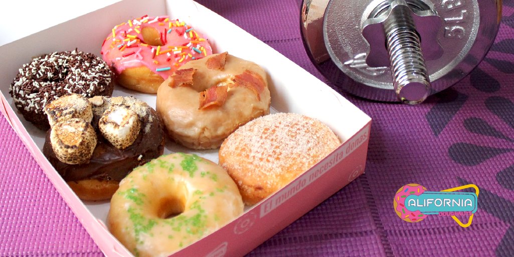 CaliforniaDoug2's tweet photo. No eres la única persona que hace ejercicio pensando en donas California, a todos y todas nos pasa 🤭.

¿Aún no tienes postre para el fin de semana? Pide tus #CaliforniaDoughnuts a domicilio por DM. O visítanos en nuestros puntos de venta: https://t.co/gKSno3kQBY https://t.co/JQ1ZkV117N