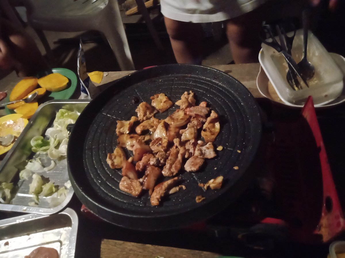 Shami026's tweet photo. Samgyupsal❤️ https://t.co/FRQib8PpcV
