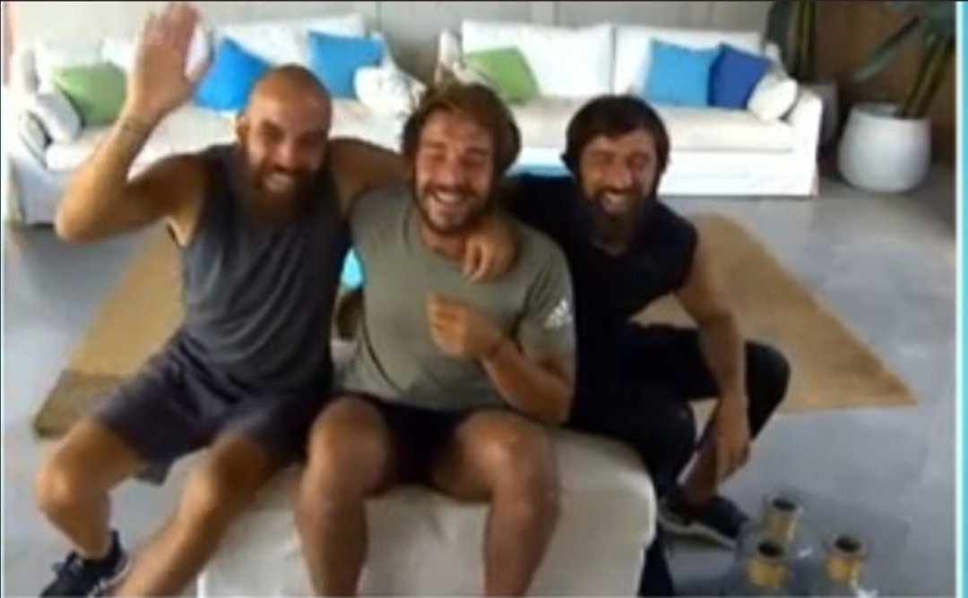 Destan561's tweet photo. Keşke Nisa daha erken gitseydi böyle güzel çıkarsız arkadaşlığı izleseydik  #Survivor2020 https://t.co/jRLyZnvvOr