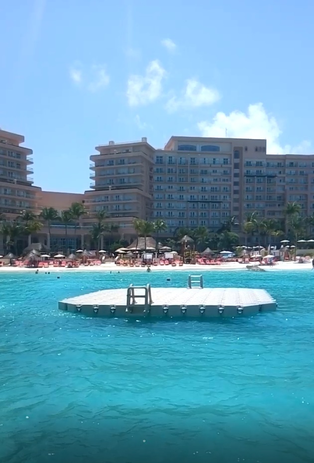 CandockMexico's tweet photo. Proyecto realizado para el Coral Beach Hotel Cancún.
Se instaló con éxito el nuevo #CanDock que es un muelle con duración de por vida.
.
Si requiere alguna cotización de algún proyecto.
Llámenos: 244 443-29-32 y 35
Escribanos: pescamotorsport@gmail.com https://t.co/JXBrf3pS2C