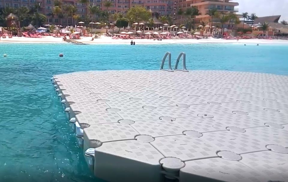 CandockMexico's tweet photo. Proyecto realizado para el Coral Beach Hotel Cancún.
Se instaló con éxito el nuevo #CanDock que es un muelle con duración de por vida.
.
Si requiere alguna cotización de algún proyecto.
Llámenos: 244 443-29-32 y 35
Escribanos: pescamotorsport@gmail.com https://t.co/JXBrf3pS2C