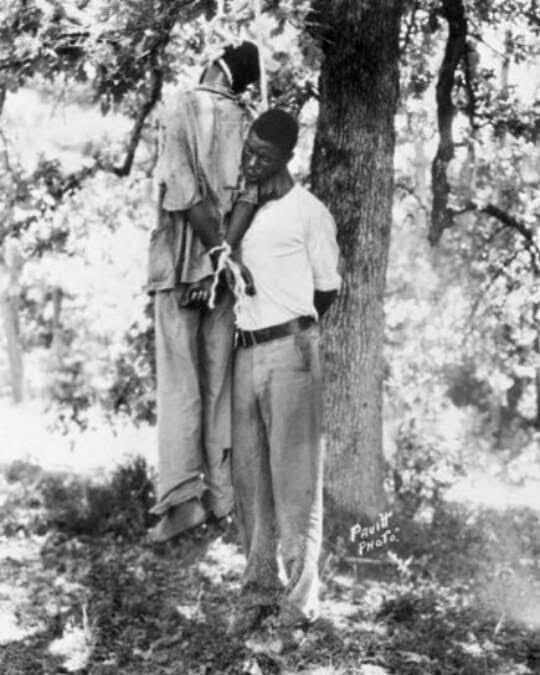 sober_daddy's tweet photo. Why?? #African #black https://t.co/pfnuDck3hq