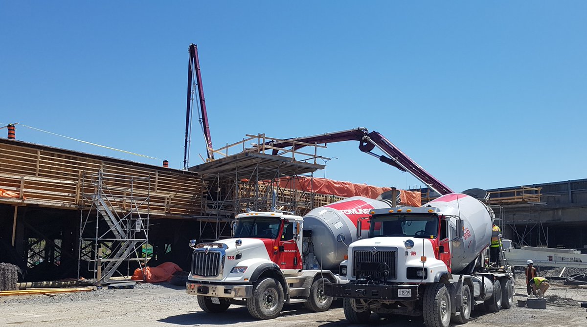 tomlinsongroup's tweet photo. Tomlinson Ready Mix supplied all of the ready-mix concrete for the CPR/OโTrain Rapid Bridge Replacement โ in total, TRM supplied 10,000m3 of ready-mix concrete on this project under tight timelines and with excellent quality https://t.co/4sr0CNpAdL