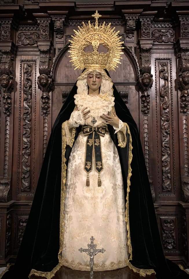 🚩 Dos Hermanas 
 🙏 Ntra. Sra. de la Soledad ataviada para el tiempo ordinario. 
📷 <a href="/danievaquero/">Daniel Vaquero</a> 
🗣️ <a href="/SEntierroDosHer/">S. Entierro Nazareno</a>
#CofradiasAND