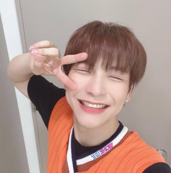 _all_iz_well's tweet photo. 《Your daily dose of Jaehyun 》

•• Day 1••
    [ Jaehyun said his favorite song from this album is Youth so while you listen it think of him and smile ^^ ] 
|| #Jaehyun || #NFlying || #김재현 https://t.co/9CDlp5FEla