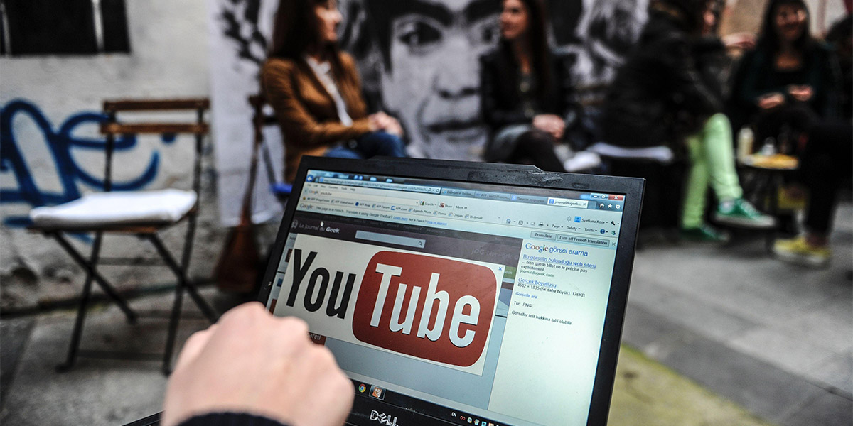 topstud_io's tweet photo. Командой YouTube тестируется расширенная аналитика для видео

Подробнее: https://t.co/5eUB4VwwL4
⠀
#новости #youtube #аналитика #социальныесети https://t.co/ZKFLiwdYpH