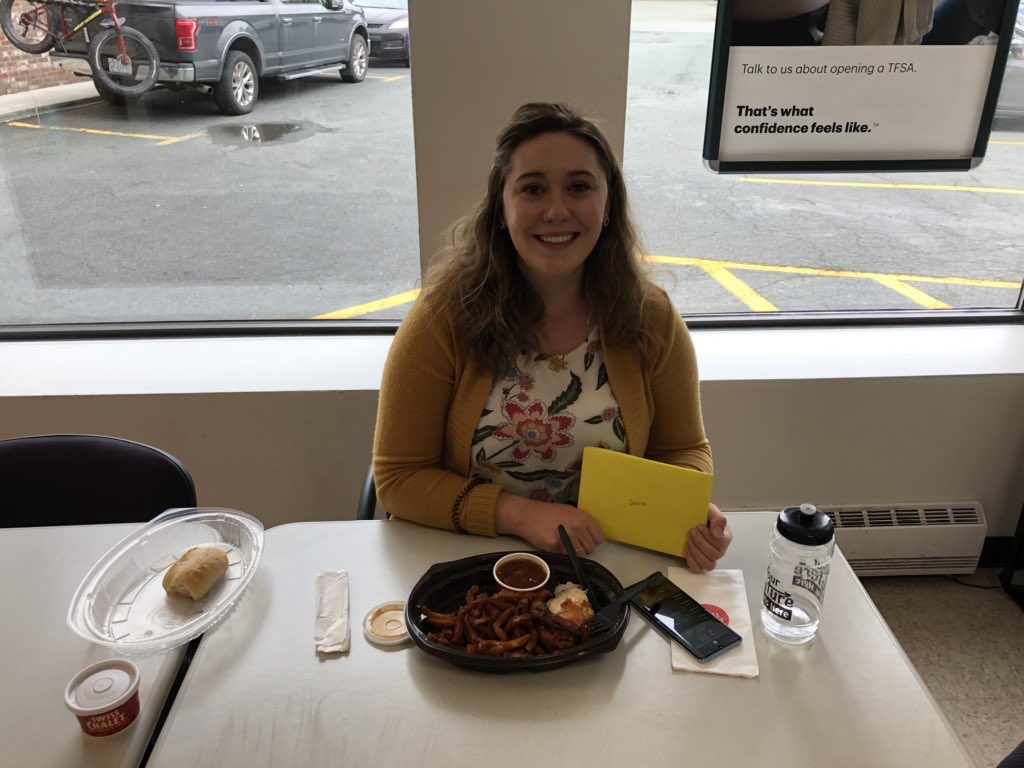 After two years at TD we are sending <a href="/jennamu04085877/">Jenna Murphy</a> off today with a Quarter Chicken Dinner and heavy hearts. Good luck with your new adventure, you will be missed by Team Extreme! @Ambitionsinlife <a href="/AshPower2206/">Ashley Power</a> <a href="/JeremyMacaulay/">Jeremy MacAulay</a>