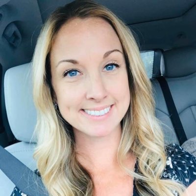 KristieDeGraw's tweet photo. #NewProfilePic https://t.co/SXyxJdTojn