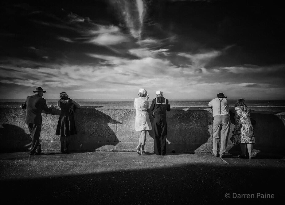 Lovers in time #1940s #blackandwhitephotography #sky #sea #coast #photography <a href="/WW2Today/">World War II Today #OTD #WW2</a> #costume #moments #shadows