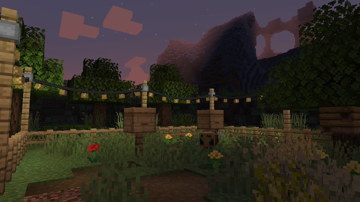 Fairy Lights is now available for Minecraft 1.15.2!
curseforge.com/minecraft/mc-m…