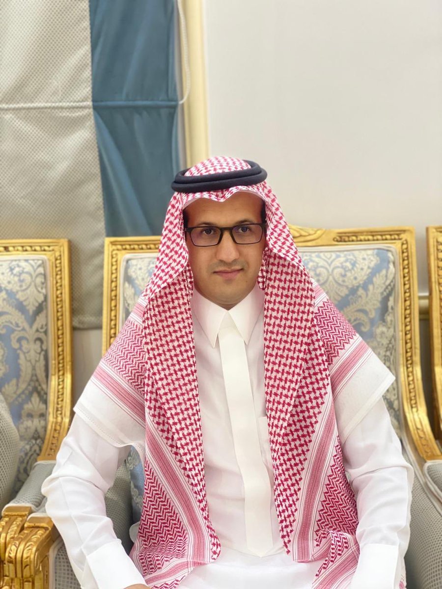 صدر أمر ملكي بترقية  مصلح بن خضر آل حسن #الحلافي إلى رتبة مقدم طبيب ، فألف ألف مبروكـ .. وإلى مزيدًا من التقدم والنجاح .
#أخبار_الحلافات