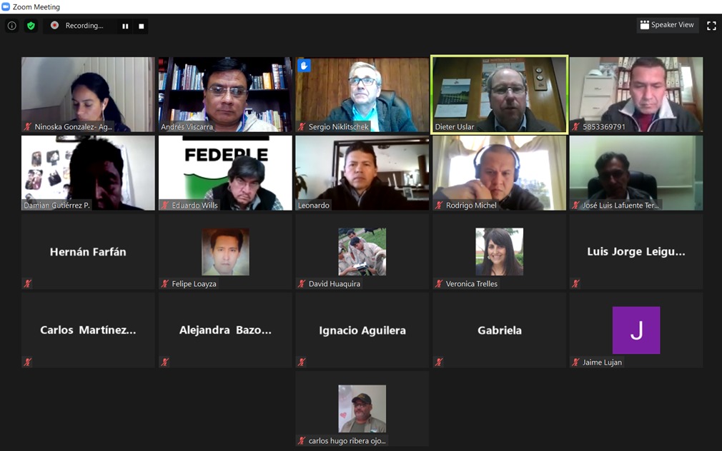 Ninoskagh's tweet photo. @Agriterra #GiraVirtual Muchas gracias! @COOPRINSEM #Colun @dieteruslar #Chile por intercambiar con asoc lecheros Bolivia #Fedeple #Fedeplet #Asople #APL #LaPurita el poder del modelo cooperativo, una gobernanza robusto y una empresa rentable que genera valor al socio @aviscarram https://t.co/bIp71bHX4y