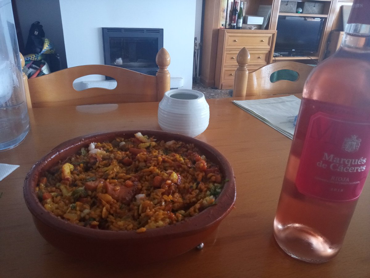 PabloERequena's tweet photo. Nos ha salido BRUTAL #Arrocico https://t.co/nf09gPZbYW
