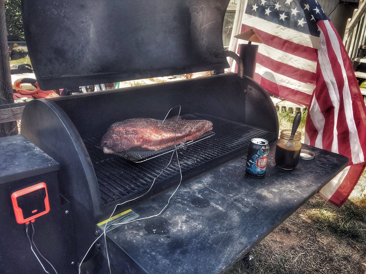 KevinLSwartz's tweet image. Light the fires @TraegerGrills it’s time to celebrate #4thofJuly2020 I got a brisket for my fam &amp;amp; @NoLiBrewhouse  Red White &amp;amp; Hazy for me.