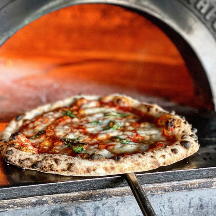 TheCollectionRP's tweet photo. July 4th Weekend has officially commenced and we can’t think of a better way to kick it off than by sharing a Margherita Pizza Nepoletana style with friends @settebelloxnard!
#thecollectionrp #settebello https://t.co/Z9x1DpQ0SB