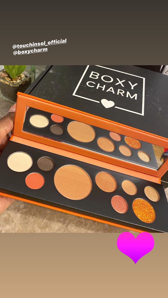 sophiawnoronha's tweet photo. I unboxed my June @boxycharm finally!!! It’s on my IG page sophiarsvp #boxyoasis #boxycharm #unboxing https://t.co/5lHlc9zmcj