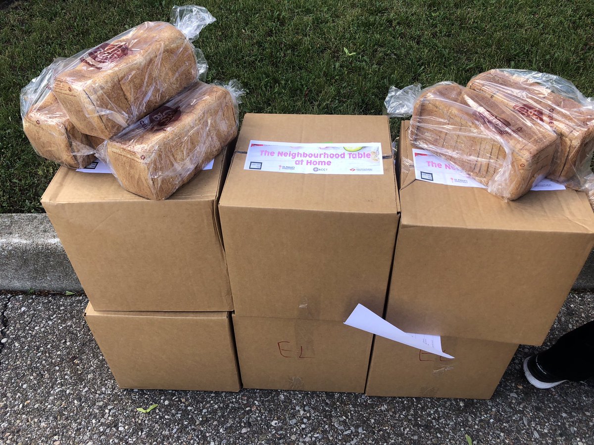 SPLConline's tweet photo. This week marks the end of our summer Neighbourhood Table at Home. 

Next week we start the St. Philip’s Good Food Market. Come down to 61 W. Deane Park Dr. every Thursday to purchase some fresh &amp; local produce! 

#NHTatHome #SPLCNT #SPLCHelps #SPLCGoodFoodMarket https://t.co/tPNg0Uo5gA