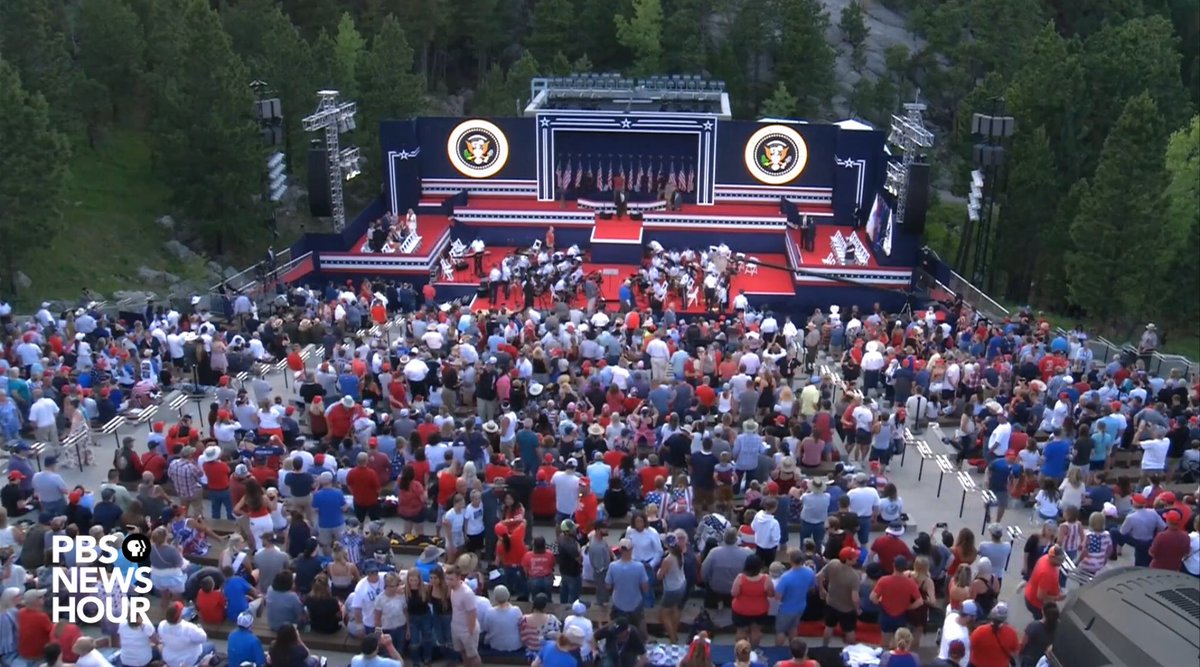 BruceBourgoine's tweet photo. Since when is a president allowed to use military bands and a national park for a not even thinly disguised campaign rally packing people in like sardines during a pandemic to make up for a recent poorly attended ticketed campaign event?

#resist #mepolitics #VoteBlue #MtRushmore https://t.co/NXw6tpDFTB