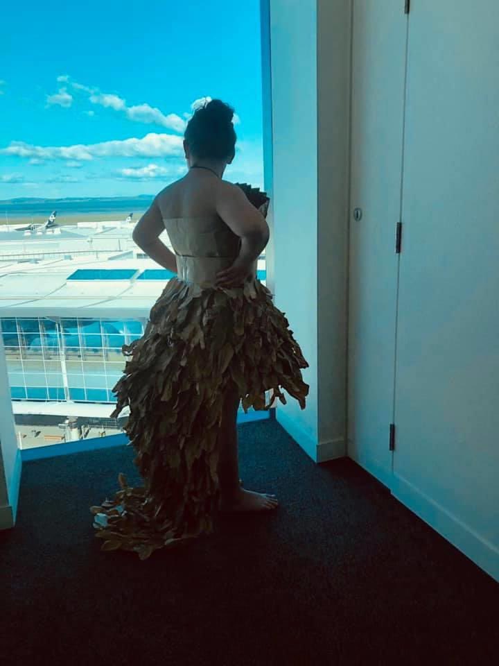 KiwiDiva's tweet photo. There is a lot of waste in iso - our food comes in so much packaging. Teau Manea Miriama Singer (9) is in quarantine with her brother and mother. This is what she designed and made in their hotel room from the bags their food got delivered in – upcycled fashion. Wow!

*not my kid https://t.co/w3UEaSONaW