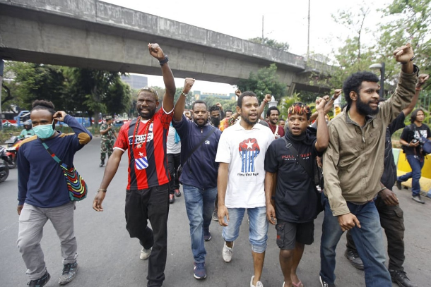 FreeWestPapua's tweet photo. We are coming for our freedom.

Truth and justice is on our side. West Papua will be free.

#FreeWestPapua https://t.co/qkuL6NWPlw