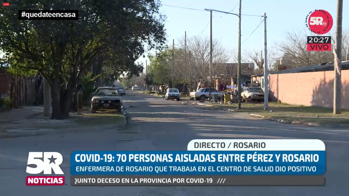 CarlaParody's tweet photo. #ahora en #5RNoticias hablamos del caso positivo de #COVID19 en la ciudad de #Perez de una enfermera del Centro de Salud de #Cabin9
El intendente @CorsaliniPablo y el Sec de Salud Sebastián Schmidhalter explicaron la situación y los controles.
Más de 70 personas están asiladas https://t.co/SEpz7Q9tvk